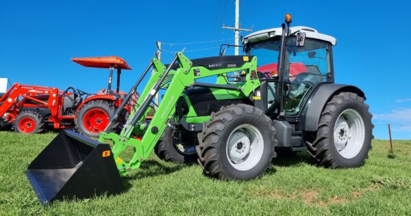 Deutz Agrofarm 115G Tractor with Loader - Image 2