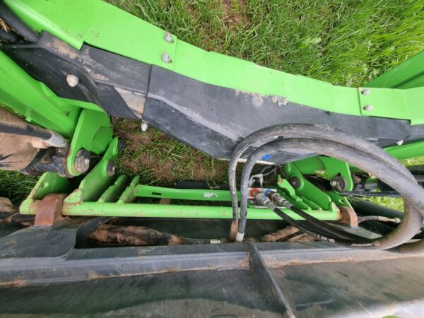 Deposit Taken - Used DEUTZ M620 Cab Tractor with Trima +6.1p Loader - Image 4