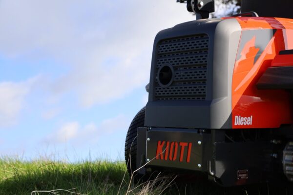 KIOTI ZXD61 Zero Turn Mower - 25hp Diesel Engine - Image 5