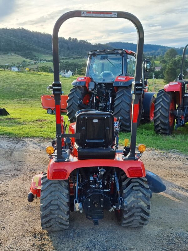 SOLD - Used Kioti CS2610HST Tractor with 4in1 bucket and 1.5m Underbelly Mower (like New) - Image 5