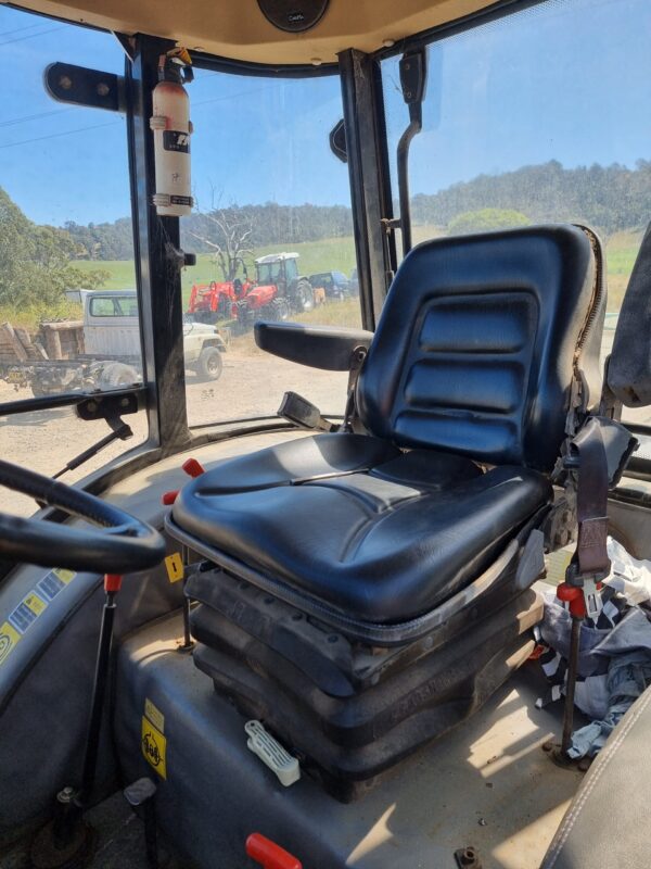 Used Agrison 50hp 4wd Cab tractor with 4in1 bucket - Image 13