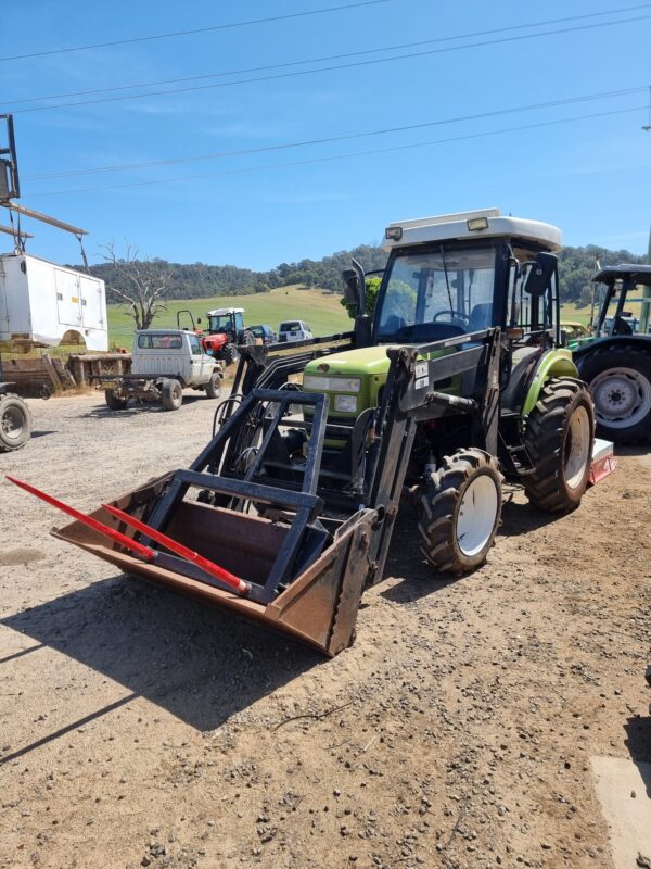 Used Agrison 50hp 4wd Cab tractor with 4in1 bucket - Image 14