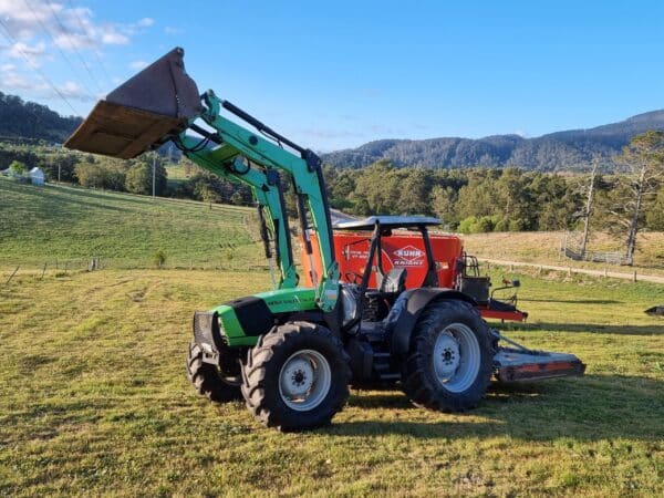 Used Deutz Agrofarm 100GS ROPS Tractor